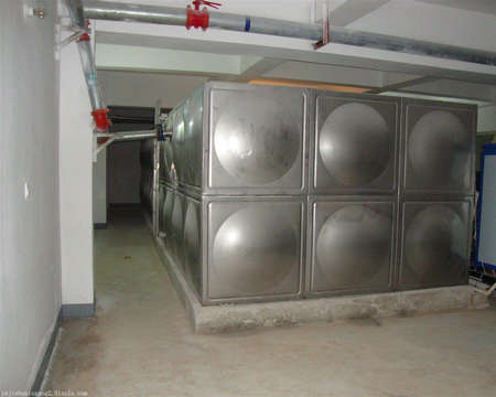 不銹鋼生活水箱的導流板：能否為您節(jié)約成本？