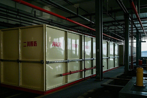 西安玻璃鋼保溫水箱的控溫保溫設(shè)備應(yīng)該如何選型？